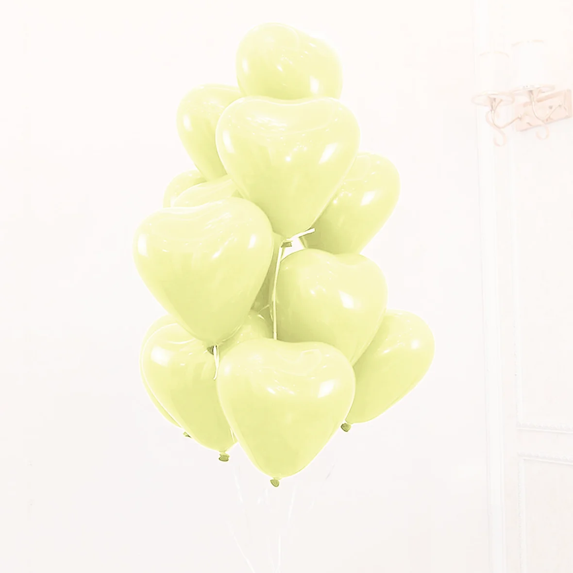 Baloane latex in forma de inimioara, Galben Macaron, 30 cm, 6 buc.