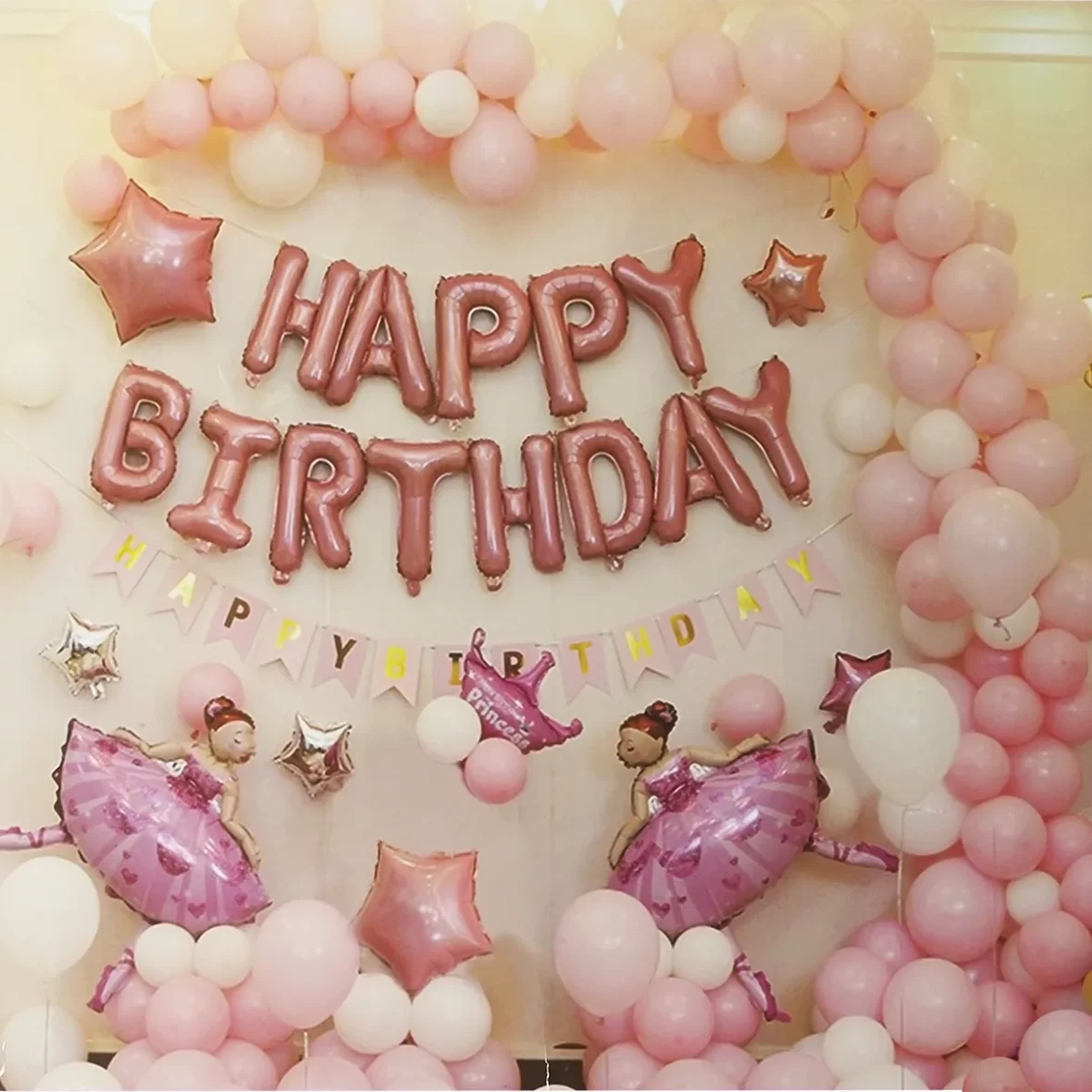 Arcada 140 baloane roz cu bannere si figurine balerine