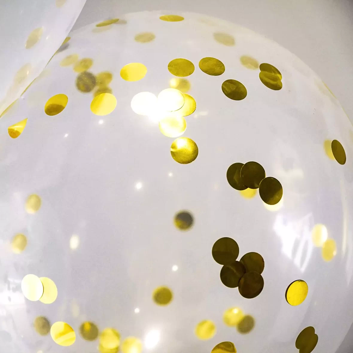 233_6-set-6-baloane-confetti-auriu-de-30-cm-5