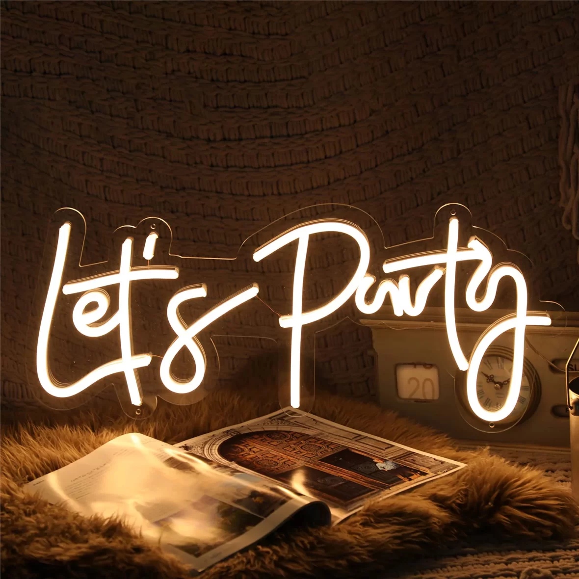 Banner luminos Led Neon LET’S PARTY, 55 X 25 cm